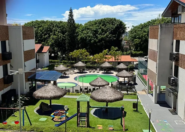 Apartamento De 3 Dormitorios Na Praia Brava - Condominio Curima